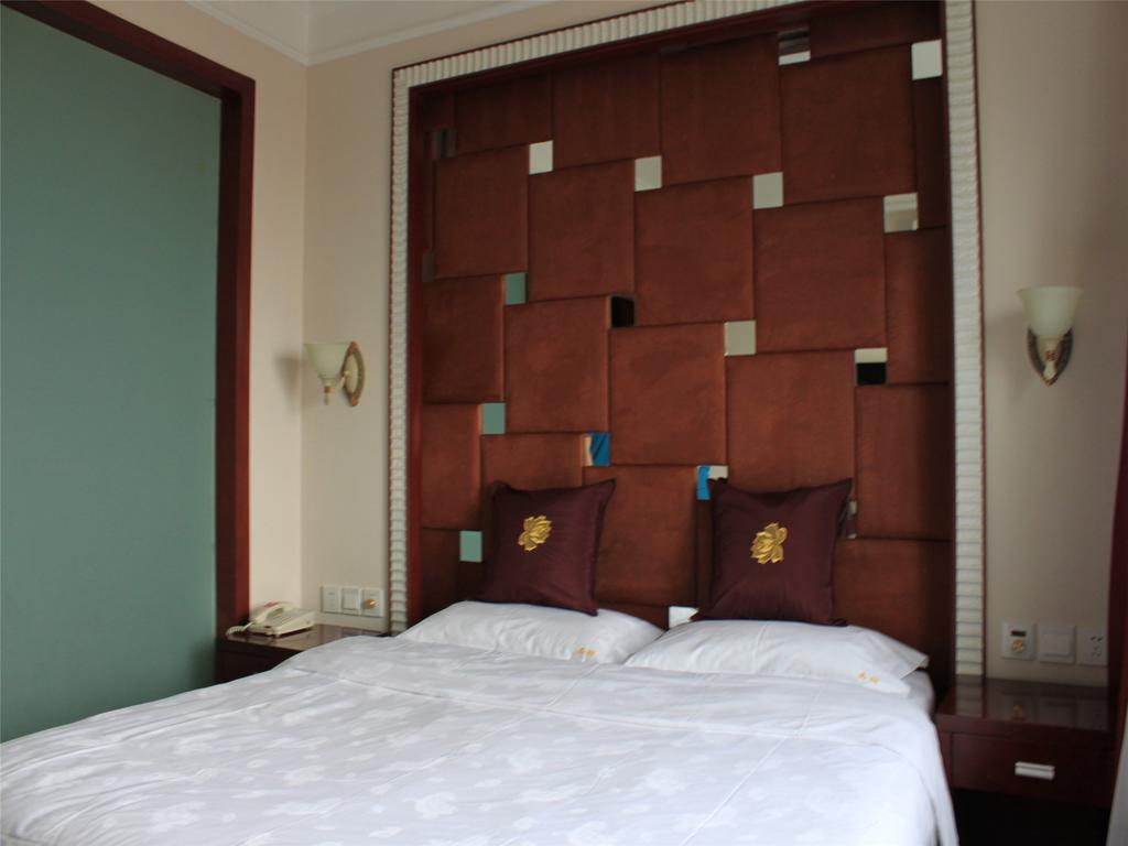 Baotou West Lake Hotel Zimmer foto