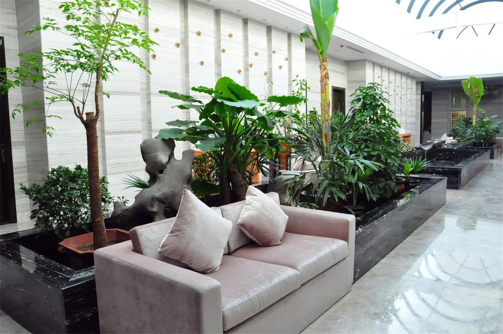 Baotou West Lake Hotel Exterior foto